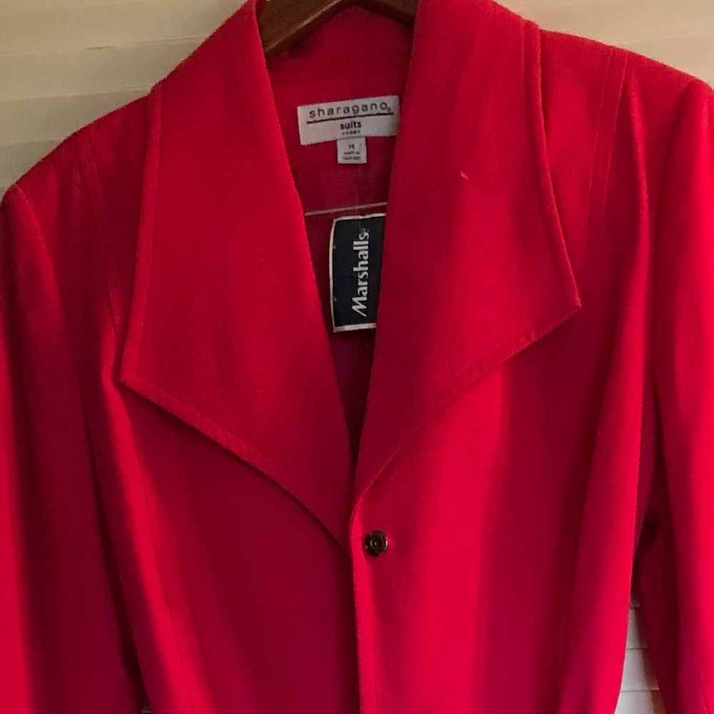 Sharagano suit NEW